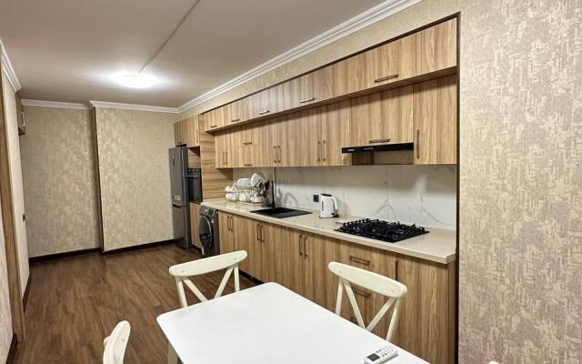 Metro Minor Apartments
