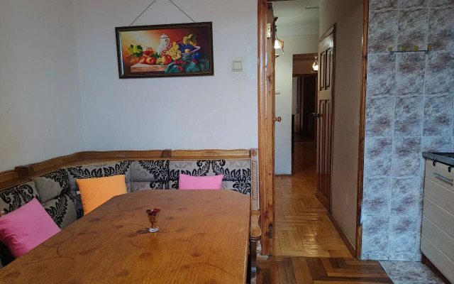 V Tsentre Goroda Flat