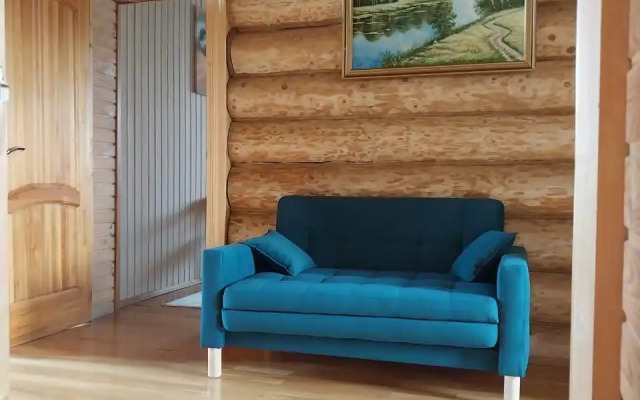 Частный дом Уница 300кв.м на первой линии озера Селигере