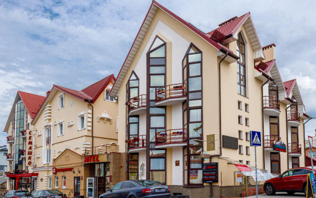Semashko Hotel