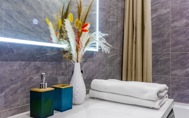 Апартаменты с витражом