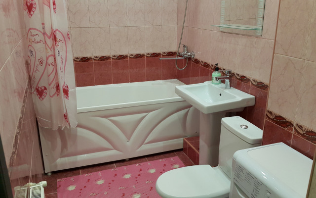 Na Ul Lugovaya 6t Flat