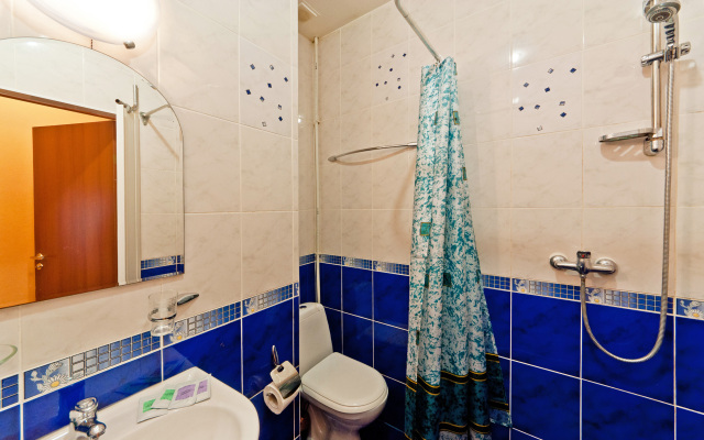 Leo-Lina Mini-Hotel