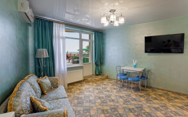 Mirazh Apartments 1