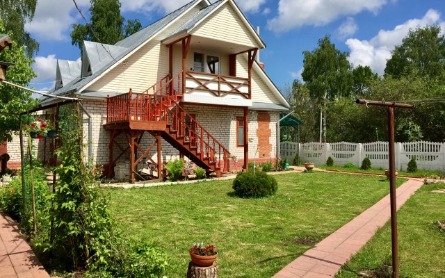 S Banej U Zvonnitsyi Monastyirya Guest House