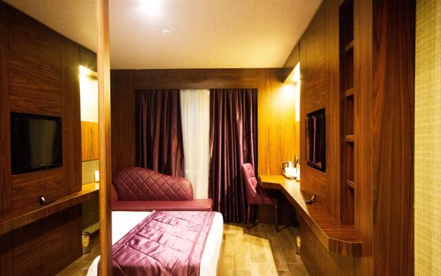 Sky Business Hotel