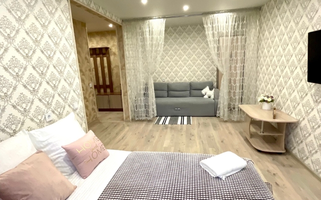 Апартаменты КВАРТ на Введенского