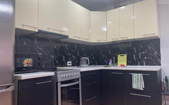 Roskoshnye S Balkonom Na Starateley 15 Apartments
