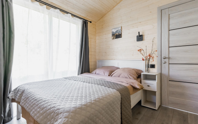 Частный Дом на Границе с Лесом