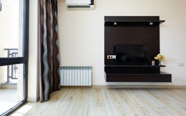 2-K v Novostroyke, Ulitsa Yeznika Koghbatsi, Ko1677 Flat