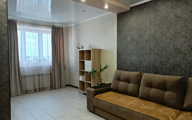 Na Levoberezhye Flat