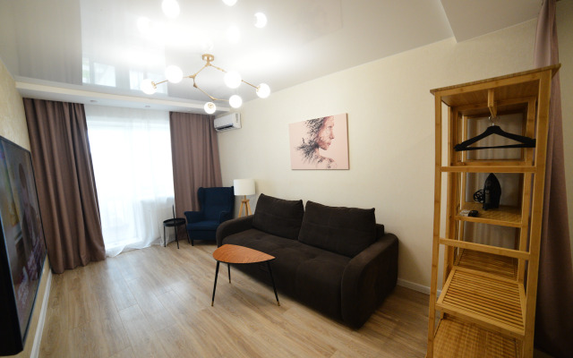 Квартира в Новом Доме, 6 Спальных Мест