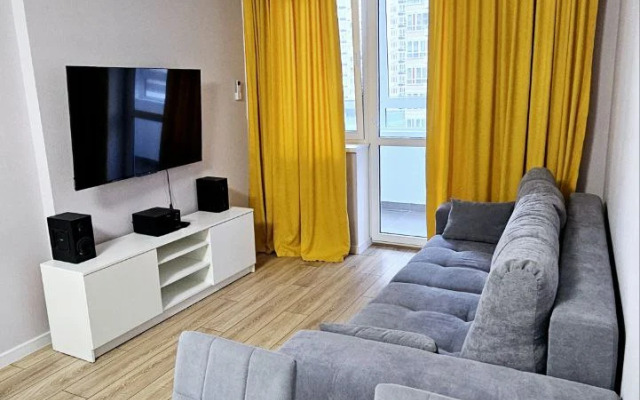 Квартира Евро 3 Комнатная недалеко от Парка и Стадиона Краснодар