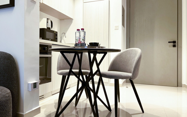 Lakeview Haven Zada Tower by Keyrock Living Apartments