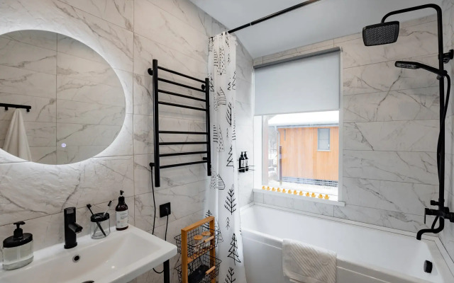 Гостевой дом для уютного отдыха Дома Река