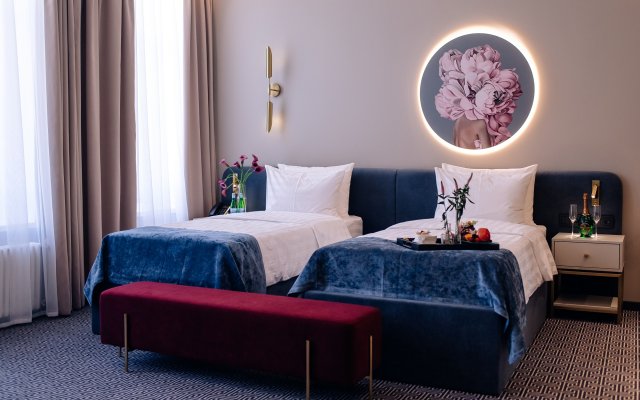Helen Hotel