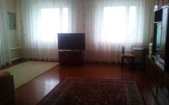 Uyutnyij Guest House