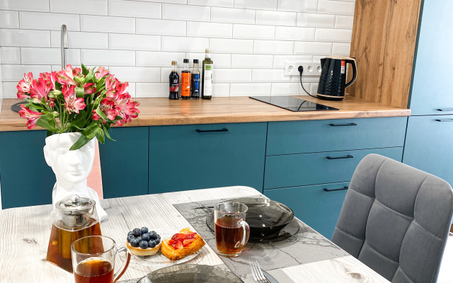 Апартаменты-студия 30 кв.м. с кроватью и балконом, 4 этаж