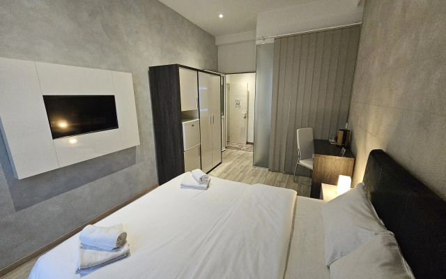 Central Park Residence Guest House