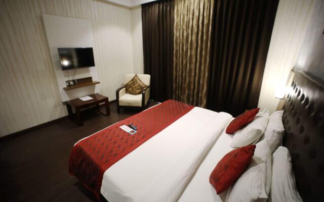 The Byke Suraj Plaza Veg Hotel