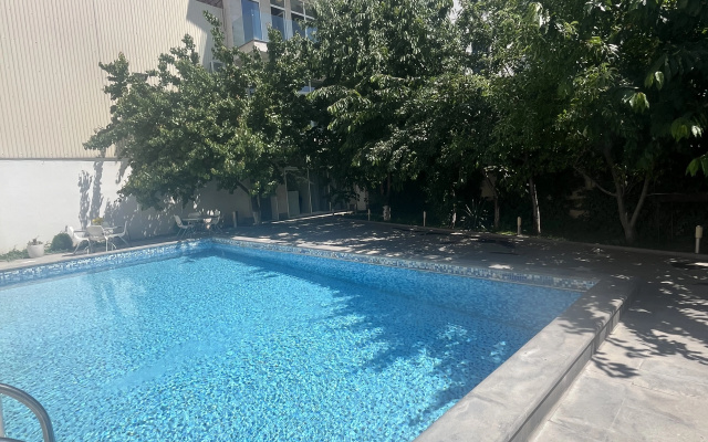 Отель Wave Inn Yerevan