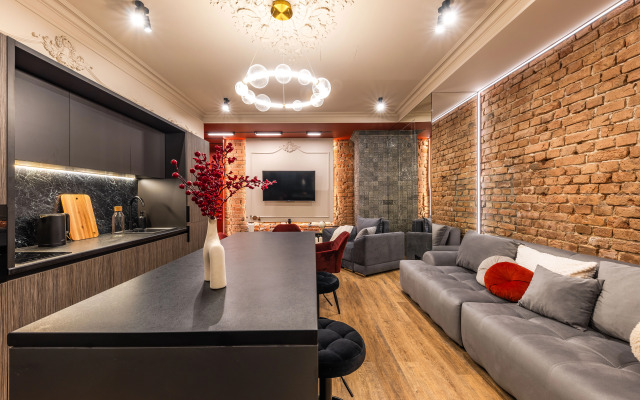 V Tsentre Sankt-Peterburga 2 Apartments
