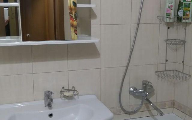 Na Pobede 4 Apartments