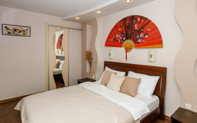 Na Polevoy Flat