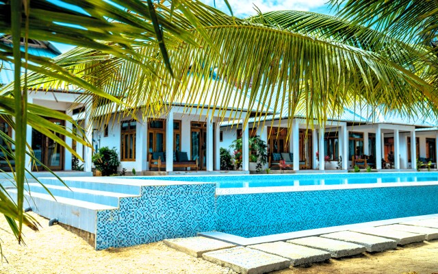 Asante Sana Beach Cottages