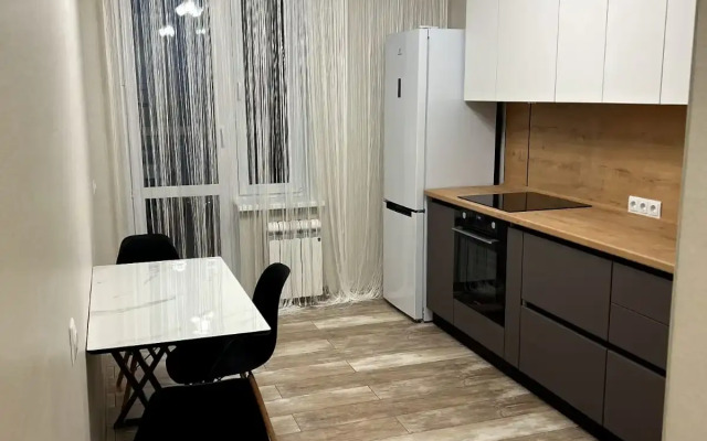Happy House 70 Let Oktyabrya 3 Flat