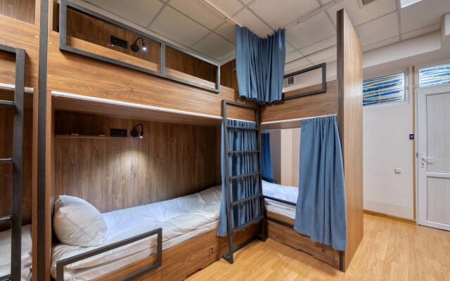Tropica Inn Hostel