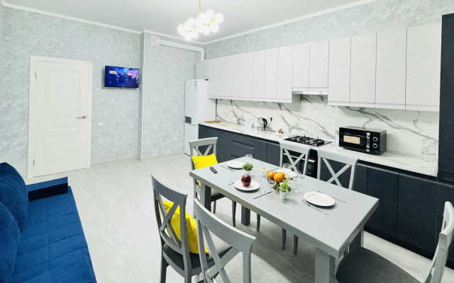 Dvukhkomnatny Lyuks V Tsentre Flat