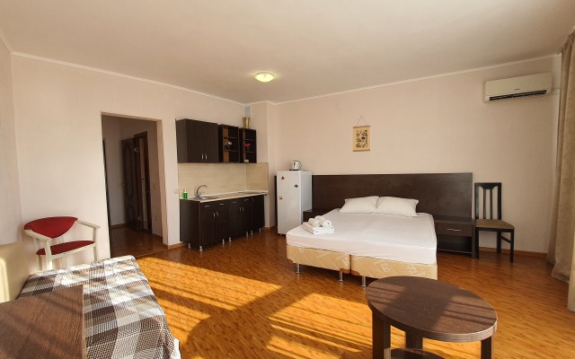 Апартаменты Уютная Студия на Кирпичной от HomeHotelSochi