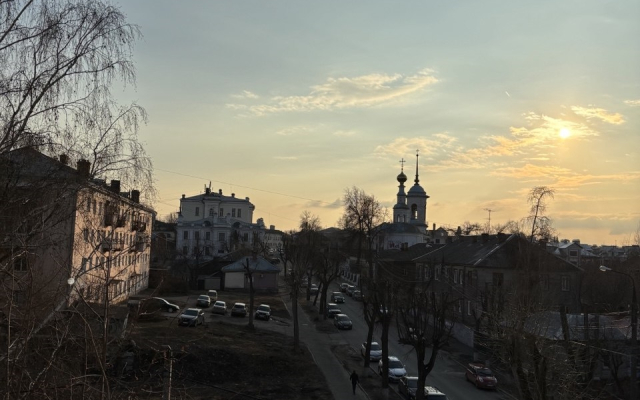 Dvukhurovnevaya V Tsentre Flat