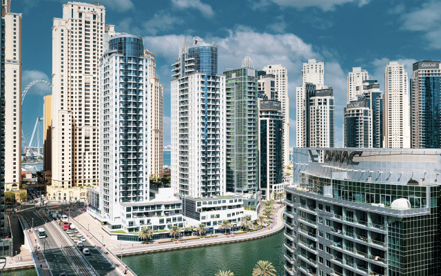 Luxury and Spacious Full Marina View Flat