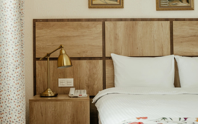 Customs House Hotel & SPA Hotel