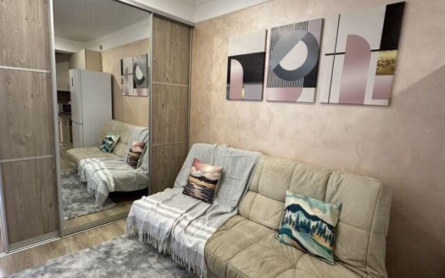 Na Sanatornoy 49/19A Flat