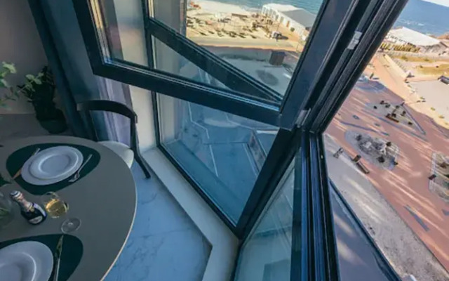 C Shikarnym Vidom na More Flat