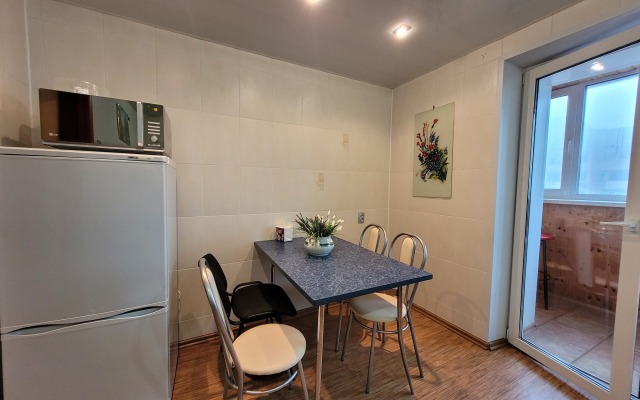 Na Frunze v tsentre Razmeshchenie do 10-ti chelovek Apartments
