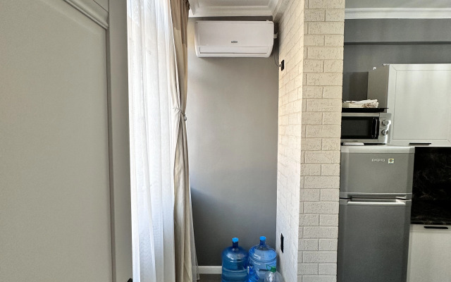 Uyutnaya Kvartira Posutochno u Morya Flat