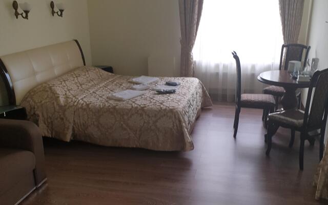 Nadezhda Guest House