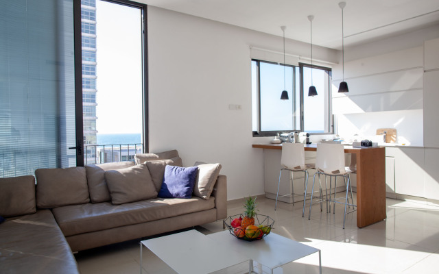 Design 3 Bdr Apartment Sea View - Beach Side #TL5