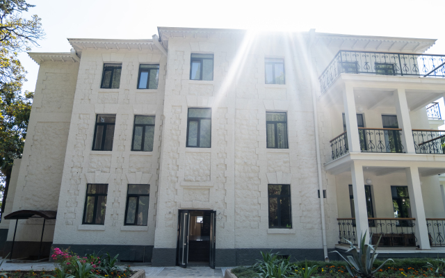 Nart Hotel