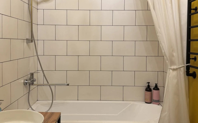 Uyutnaya Ryadom S Korolevskimi Vorotami Flat