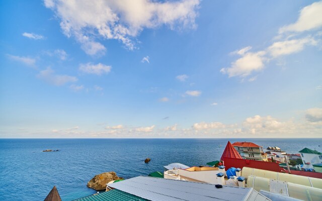 Cruise Hotel & Spa
