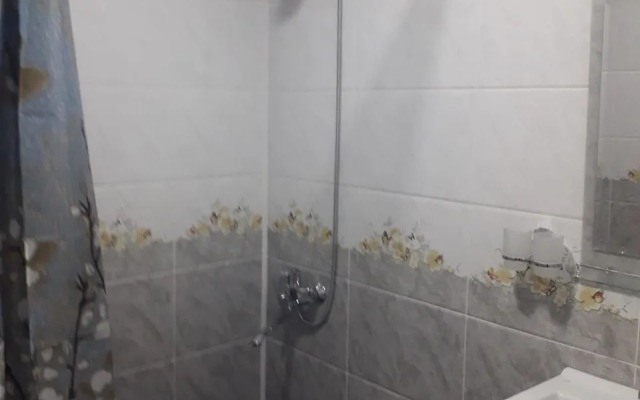 Allanazar Ota Guest house