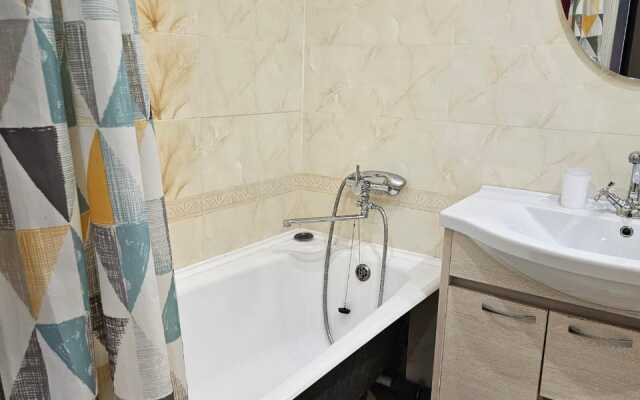 Квартира КОМФОРТ по переулку Пилотов 12