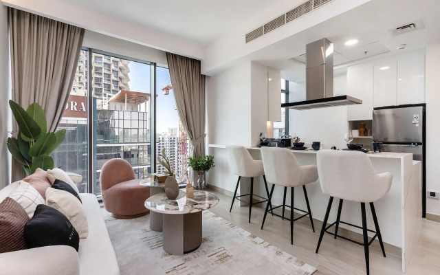 Апартаменты 1BR East Crest
