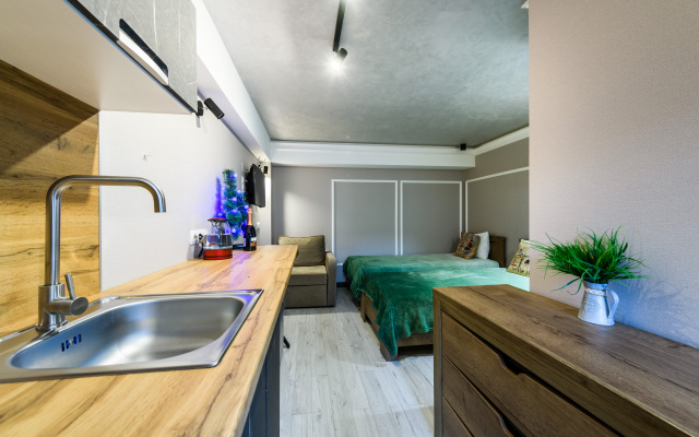 Апартаменты на Защитников Кавказа 114