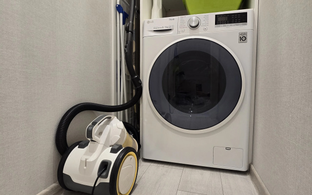 Uyutnaya Dvukhkomnatnaya V Tsentre Goroda Flat